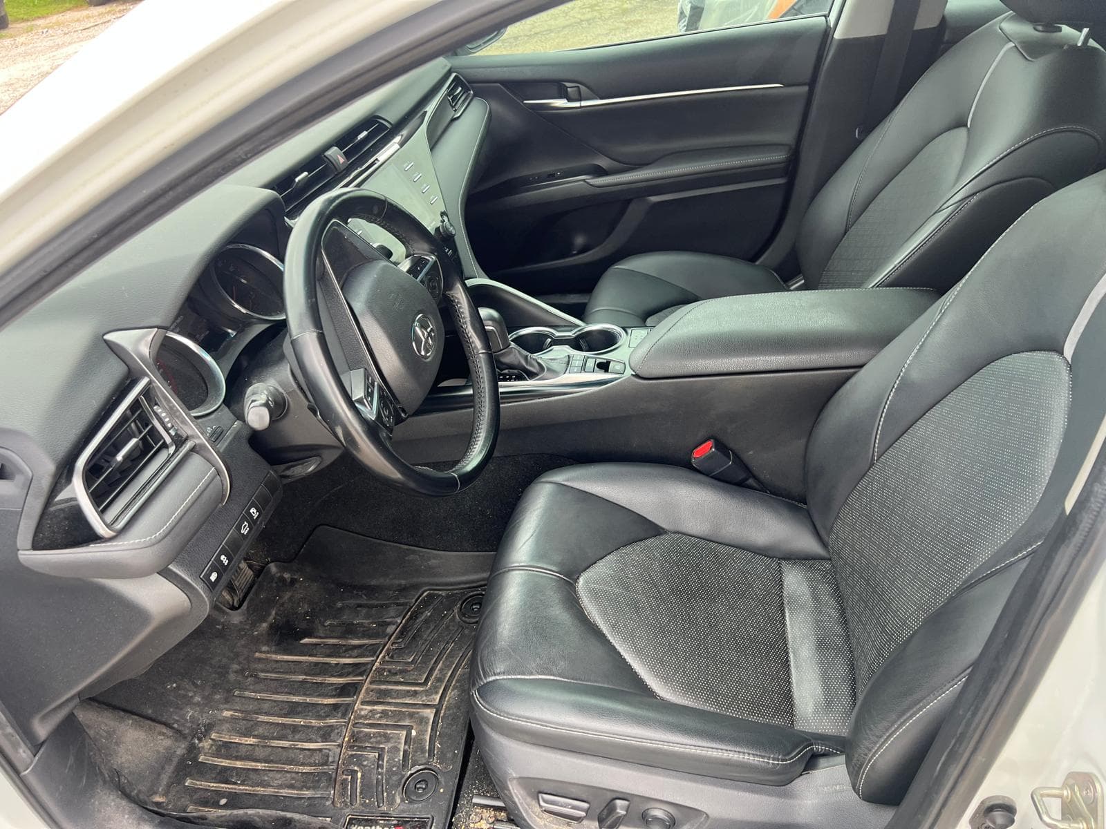 2019 Toyota Camry XSE — photo 1
